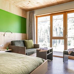 Deluxe Zimmer mit Kingsize-Bett